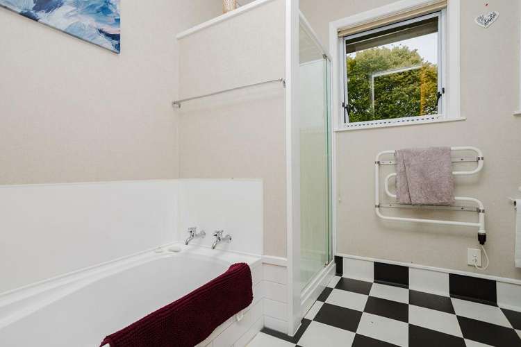 84 Gordon Street Dannevirke_12