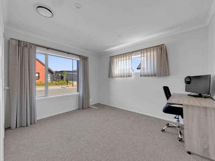 32 Earp Crescent Chartwell_11