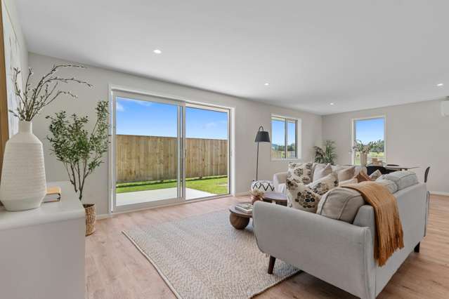 9 Georgina Beyer Way Carterton_3