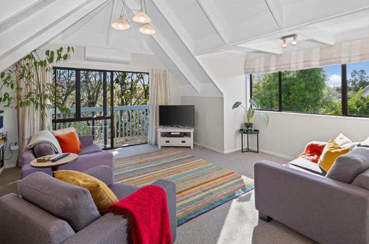 24C Charles Dickens Drive Mellons Bay_17
