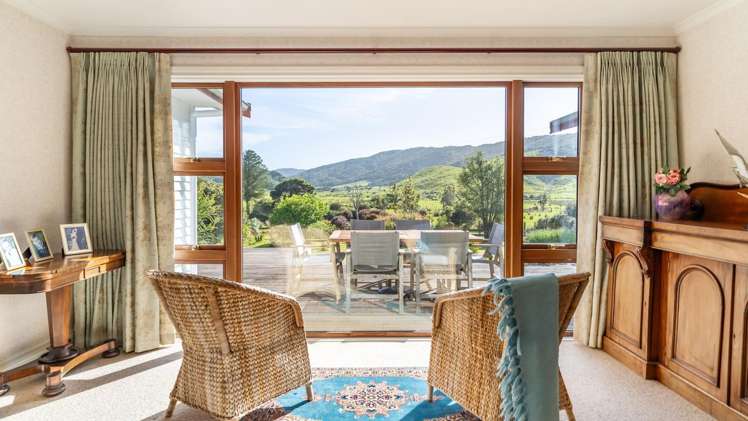 525 Muritai Road Pencarrow Head_6