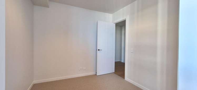 406/81 Carlton Gore Road 1734_5