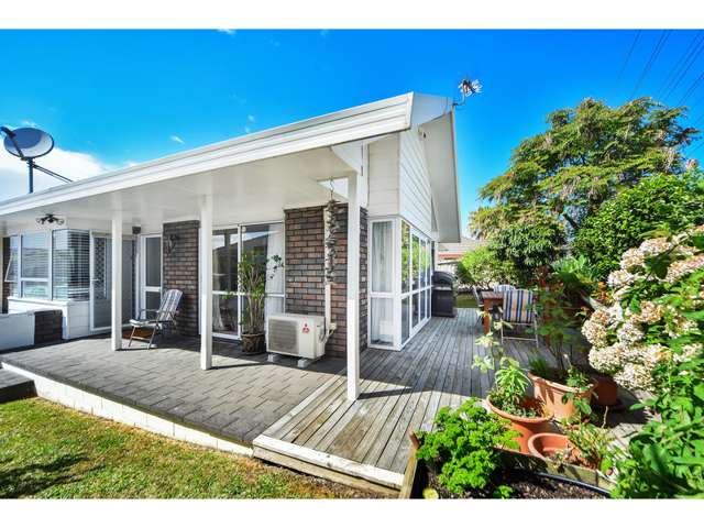 1/257 Hobsonville Road Hobsonville_2