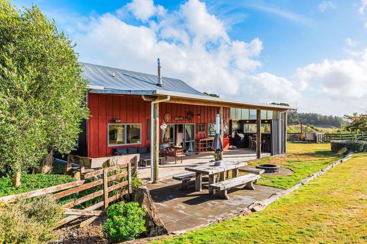 216 Kawakawa Road_0