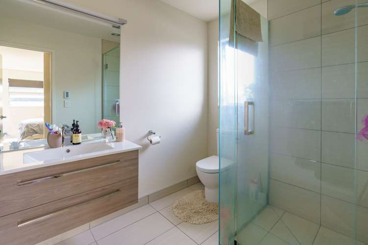 5 Hineaari Street Marshland_14