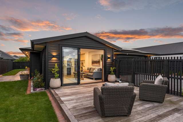 Effortless living in a private position