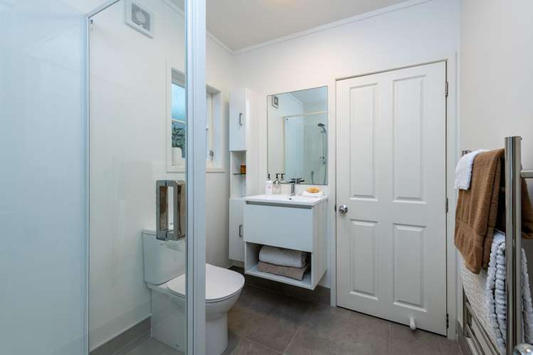 107 East Coast Road Castor Bay_22