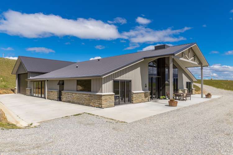 211 Mcarthur Road Alexandra_11