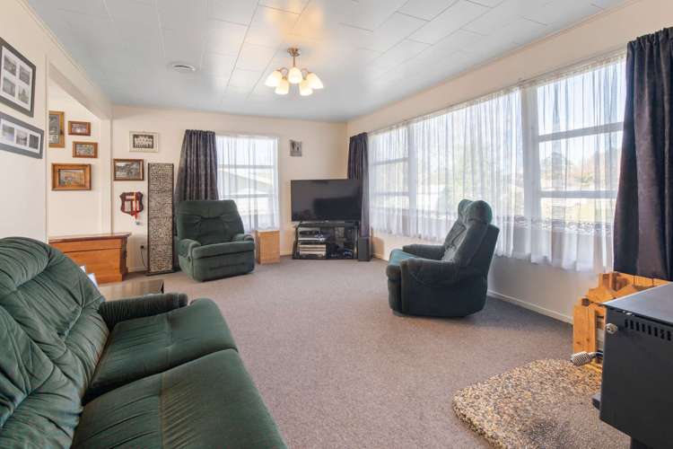 17 Beryl Place Pukehangi_17