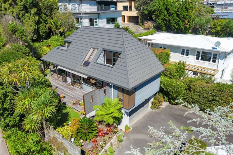 2/97 Beach Road Castor Bay_37