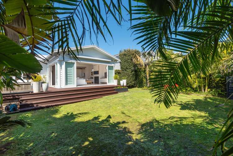 30 Warwick Avenue_4