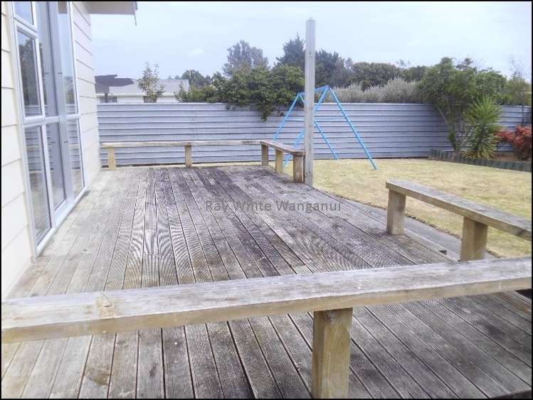 11 Moore Avenue Tawhero_11