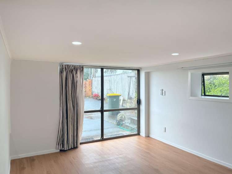 26A Hepburn Road 1669_2