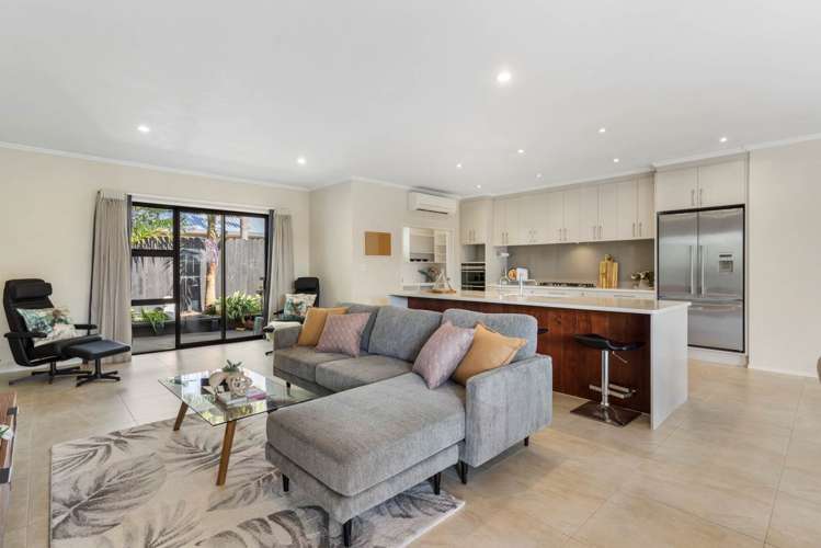 4 Lieshout Way Pukekohe_22