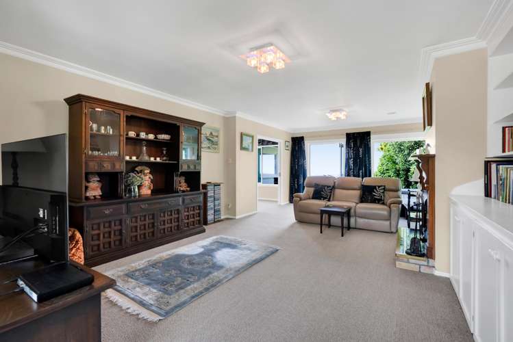 911 Plymouth Road Koru_15