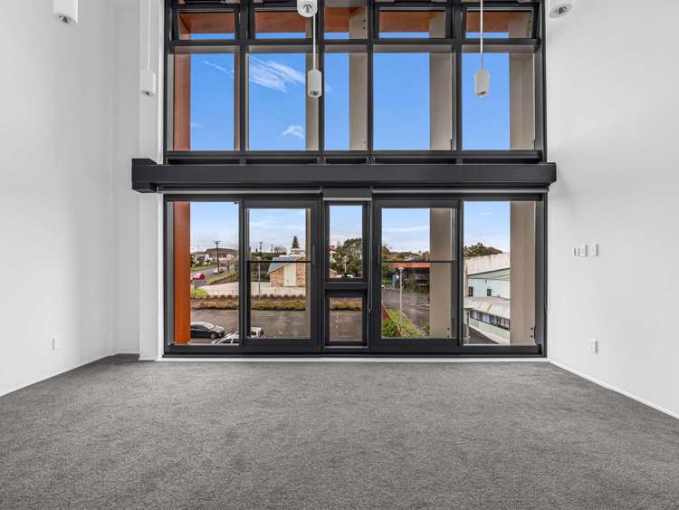 14F 30 Westward Ho Glen Eden_6