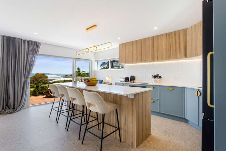27a Beach Road Manly_14