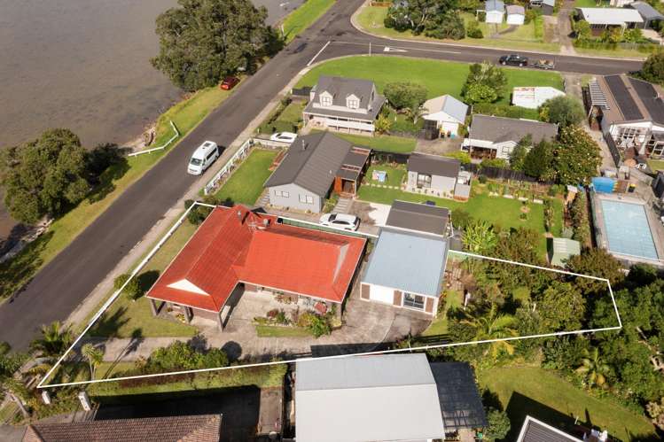 27 Robinson Road Whitianga_28