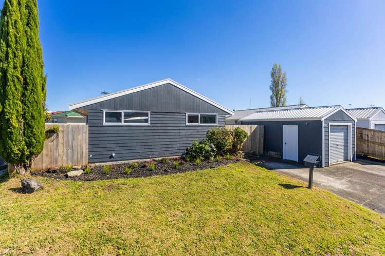 4A Dosina Place Flat Bush_23