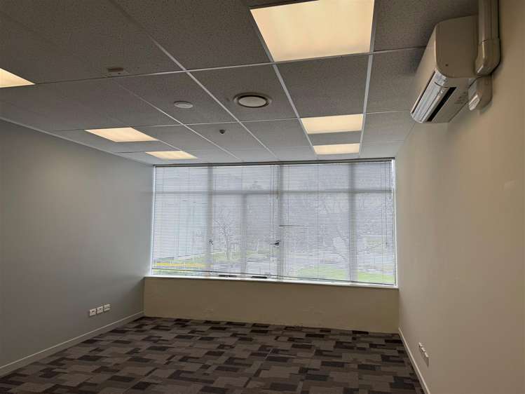 Level 2, 1 Knights Road Hutt Central_12