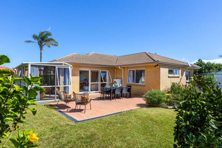 94 Lakeside Drive Orewa_15