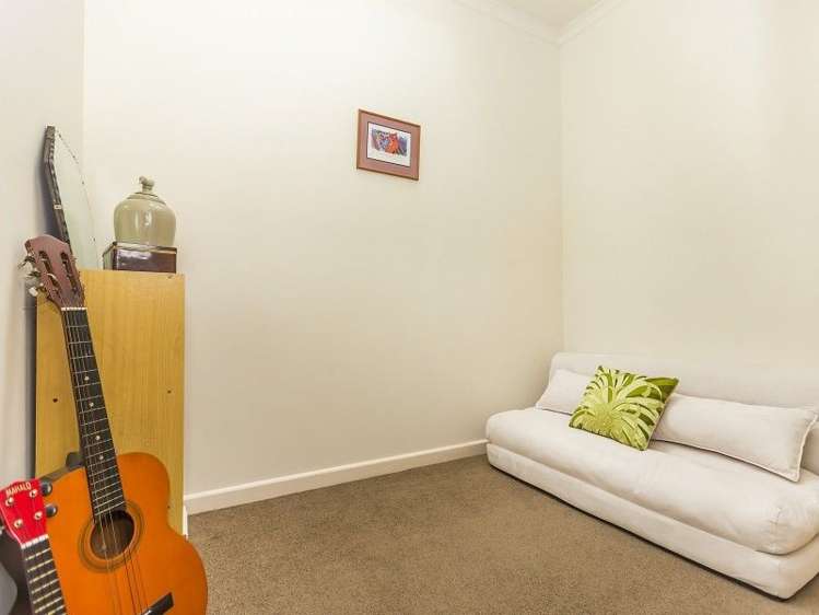 9 Dawson Street Berhampore_13