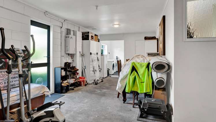 13B Hine Street New Plymouth_32