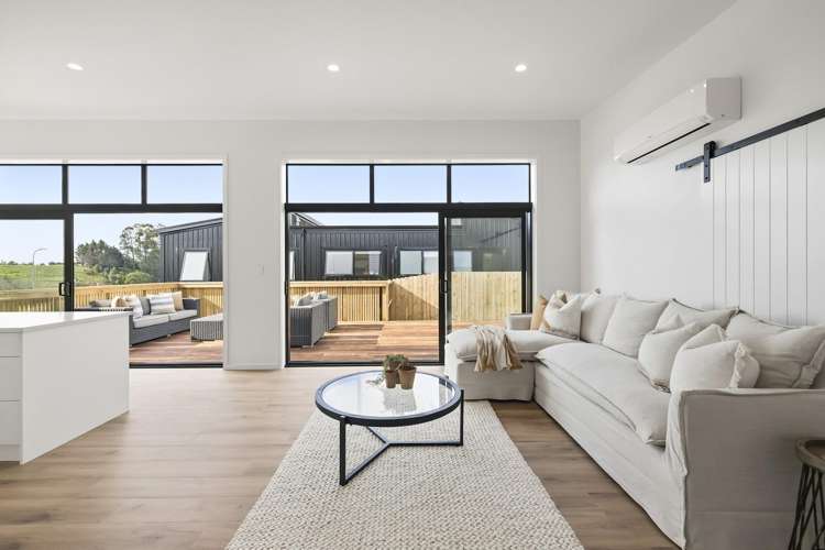 10 Bob Carter Place Welcome Bay_15