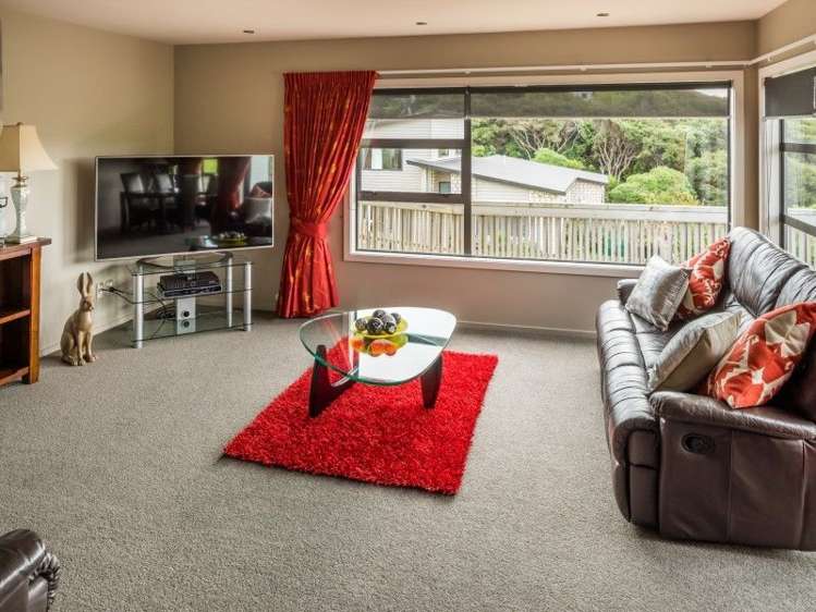 63 Saint Ives Drive Camborne_6