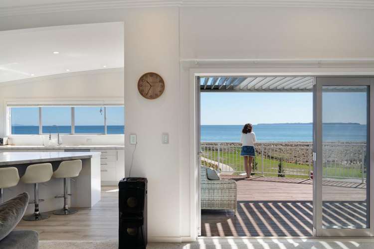 1011 Papamoa Beach Road Papamoa Beach_4