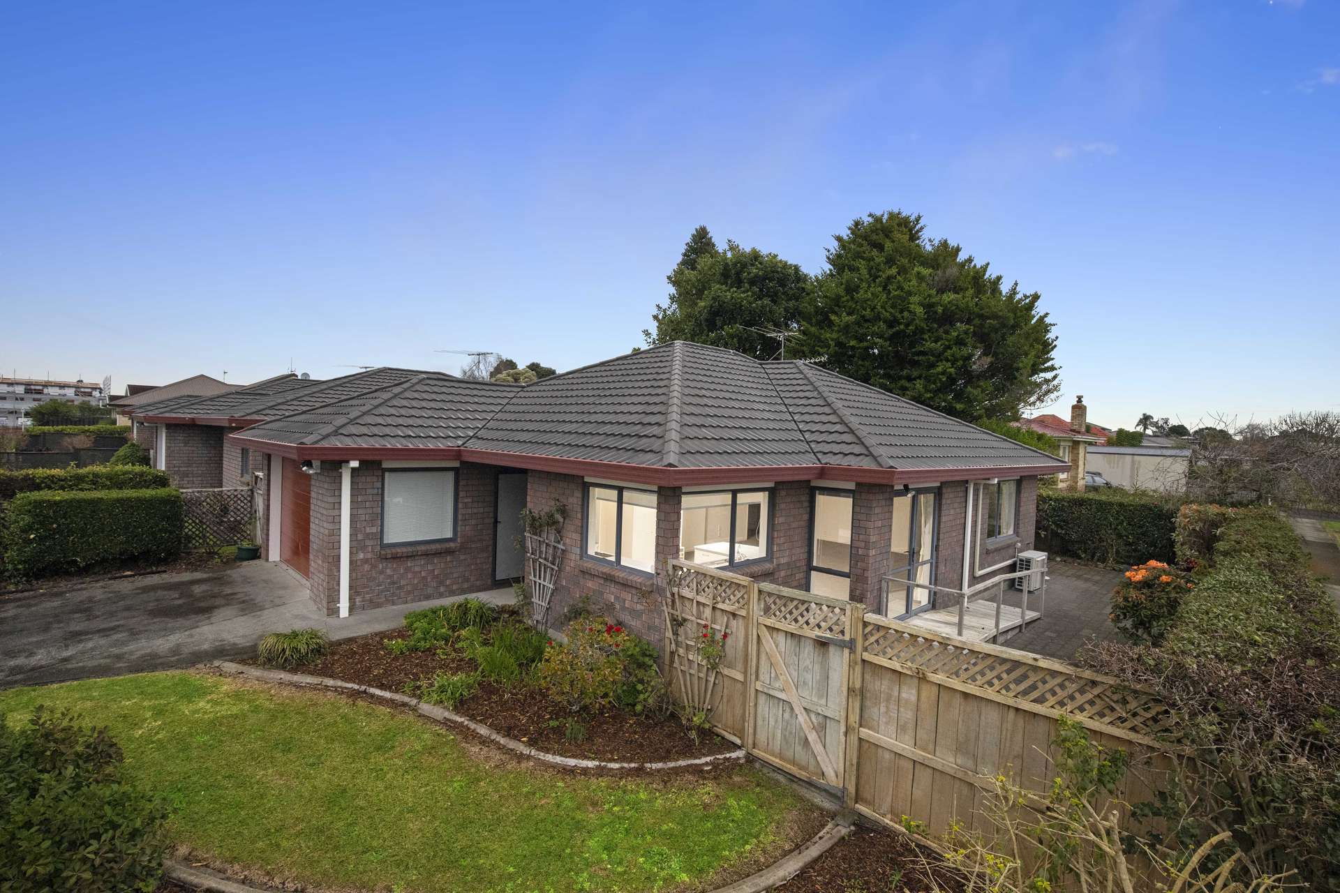 1/4 Coronation Avenue Pukekohe_0