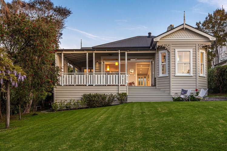 12 Second Avenue Stanley Point_22