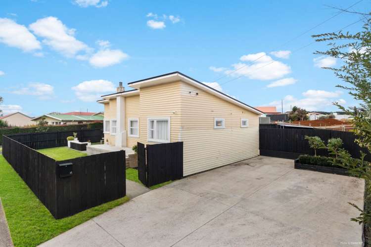 65 Dublin Street Pukekohe_10