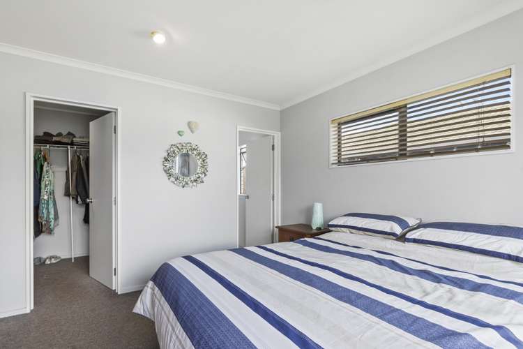9 Farringdon Avenue Rototuna North_13