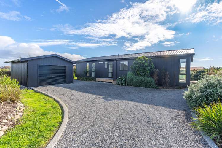 128 Rangiuru Road Otaki Beach_10