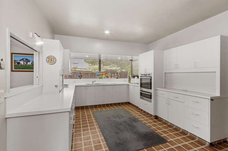 6 Thurlestone Place Burnside_16