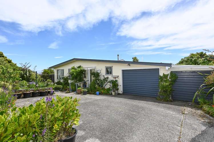 10 Whitcombe Terrace Hokitika_16