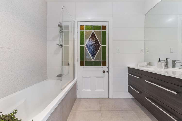 4/9 Lillington Road Remuera_9