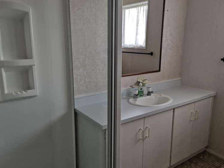 1 Prion Place One Tree Point_14