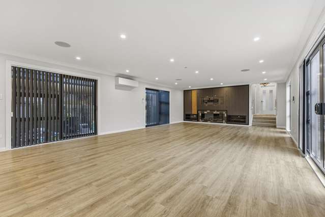 62 Castlebane Drive Flat Bush_4