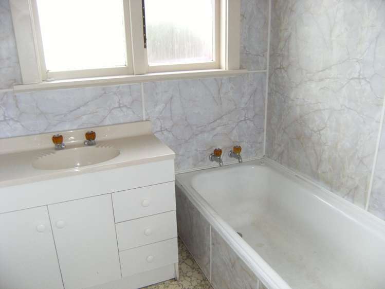 73 Neill Street Hornby_5