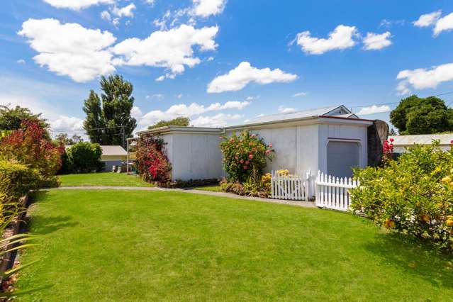 4 Fitzherbert Avenue Springvale_2