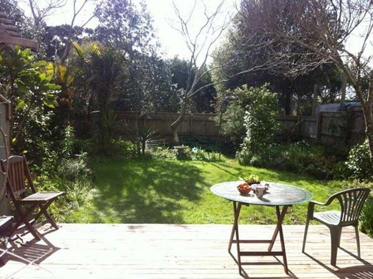 17 Putiki Road Ostend_14