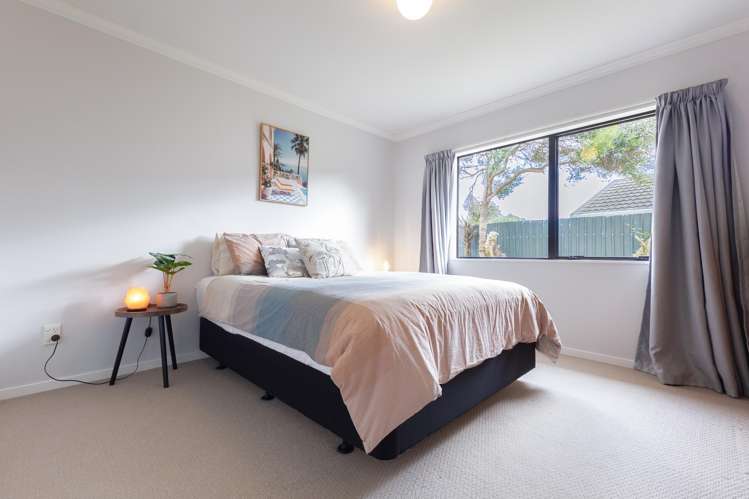 19 Reeves Street Waikanae Beach_13