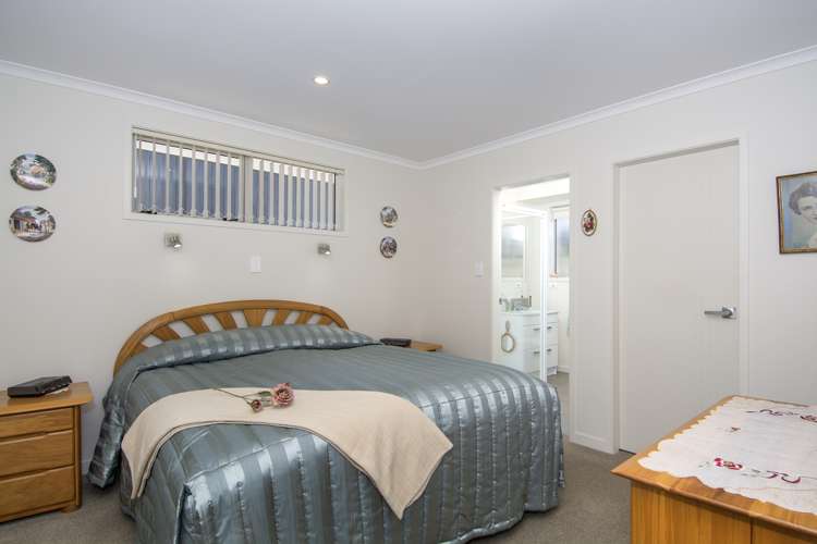 20 Seashell Drive Papamoa_10