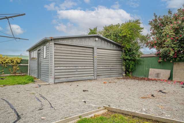 128 Pages Road Marchwiel_2