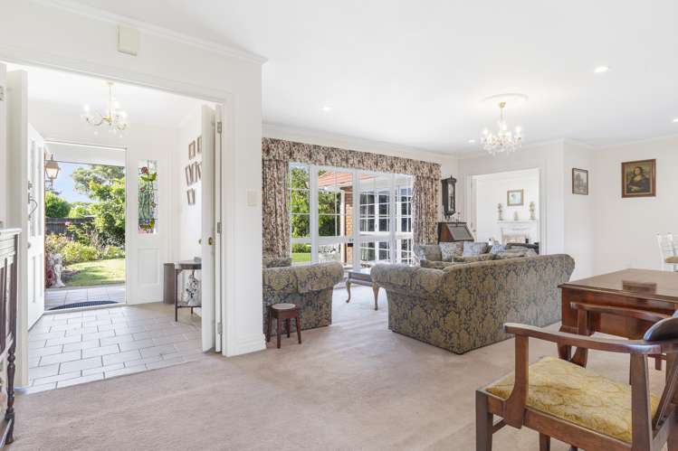 6 Len Garlick Place Pahurehure_13