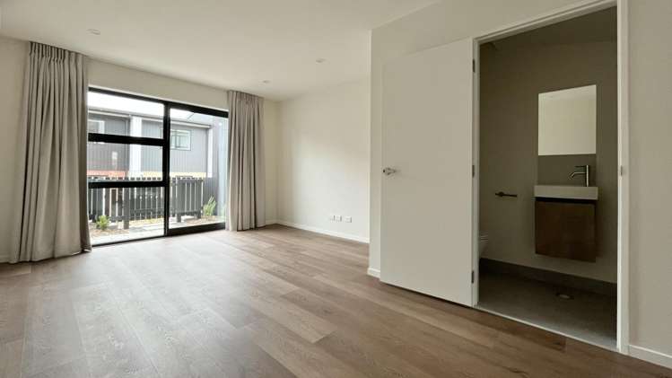 7/476 West Coast Road 1665_6