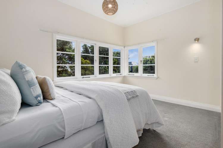1 Raebern Lane Raumati Beach_11