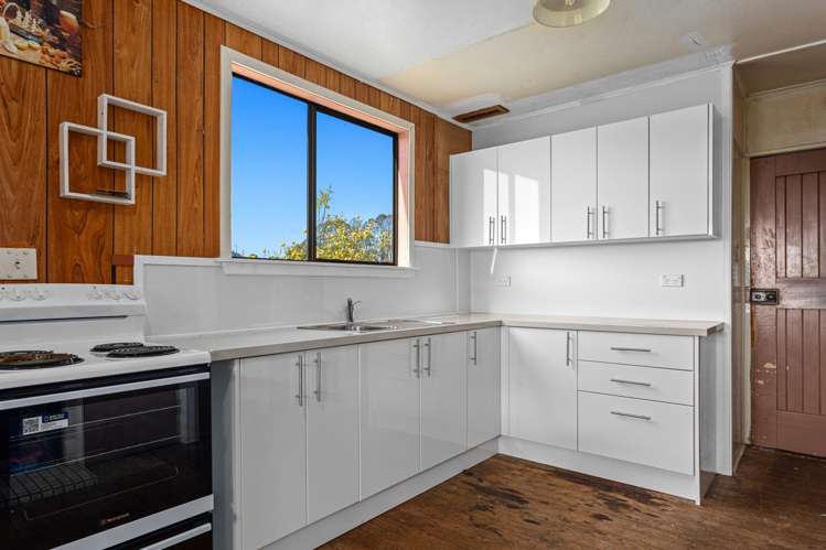 1072 Main Road Murupara_12